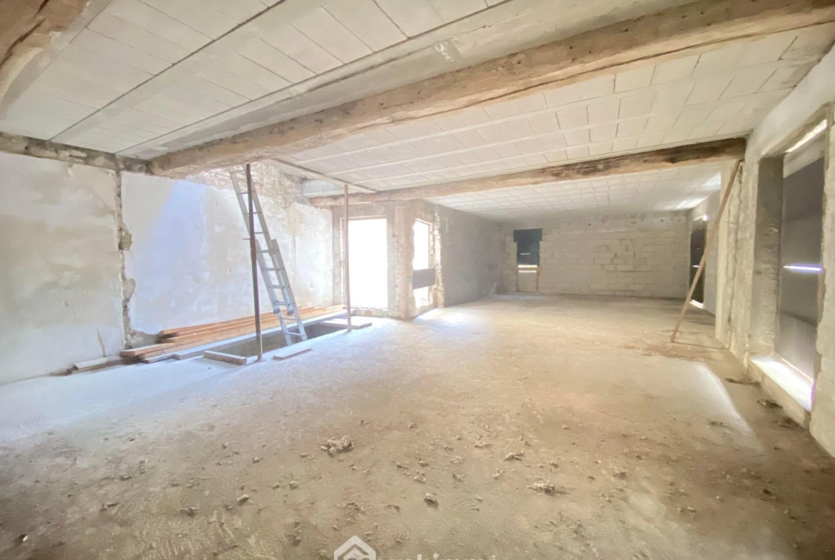 Ensemble immobilier de 273 m² à Laon avec Vue Imprenable 