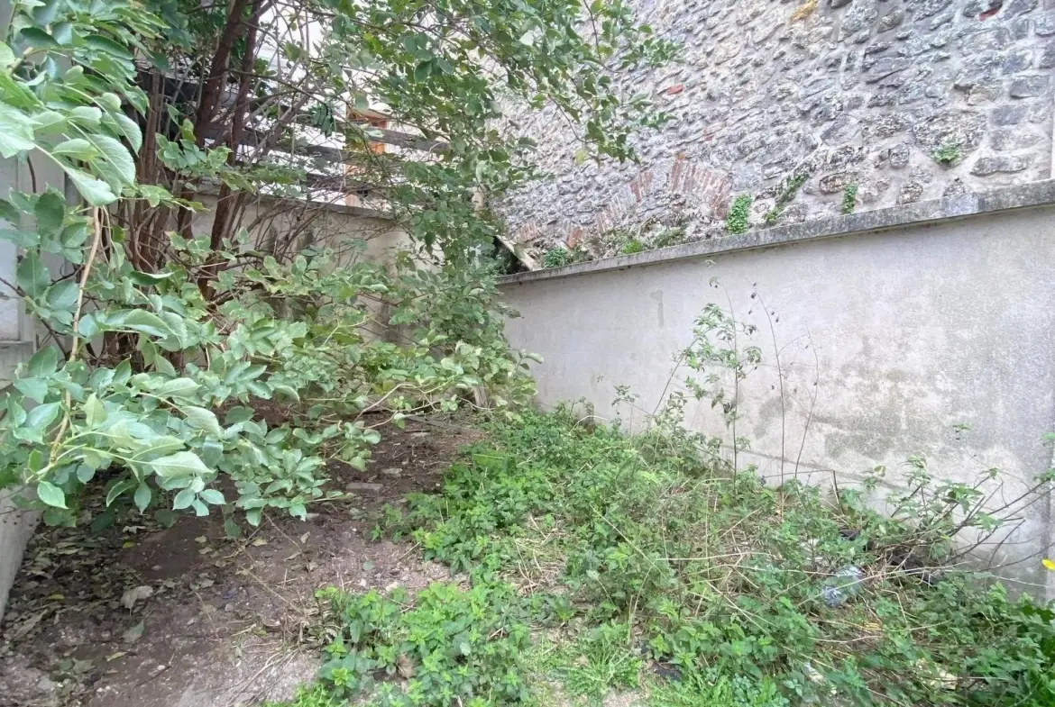 Ensemble immobilier de 273 m² à Laon avec Vue Imprenable 