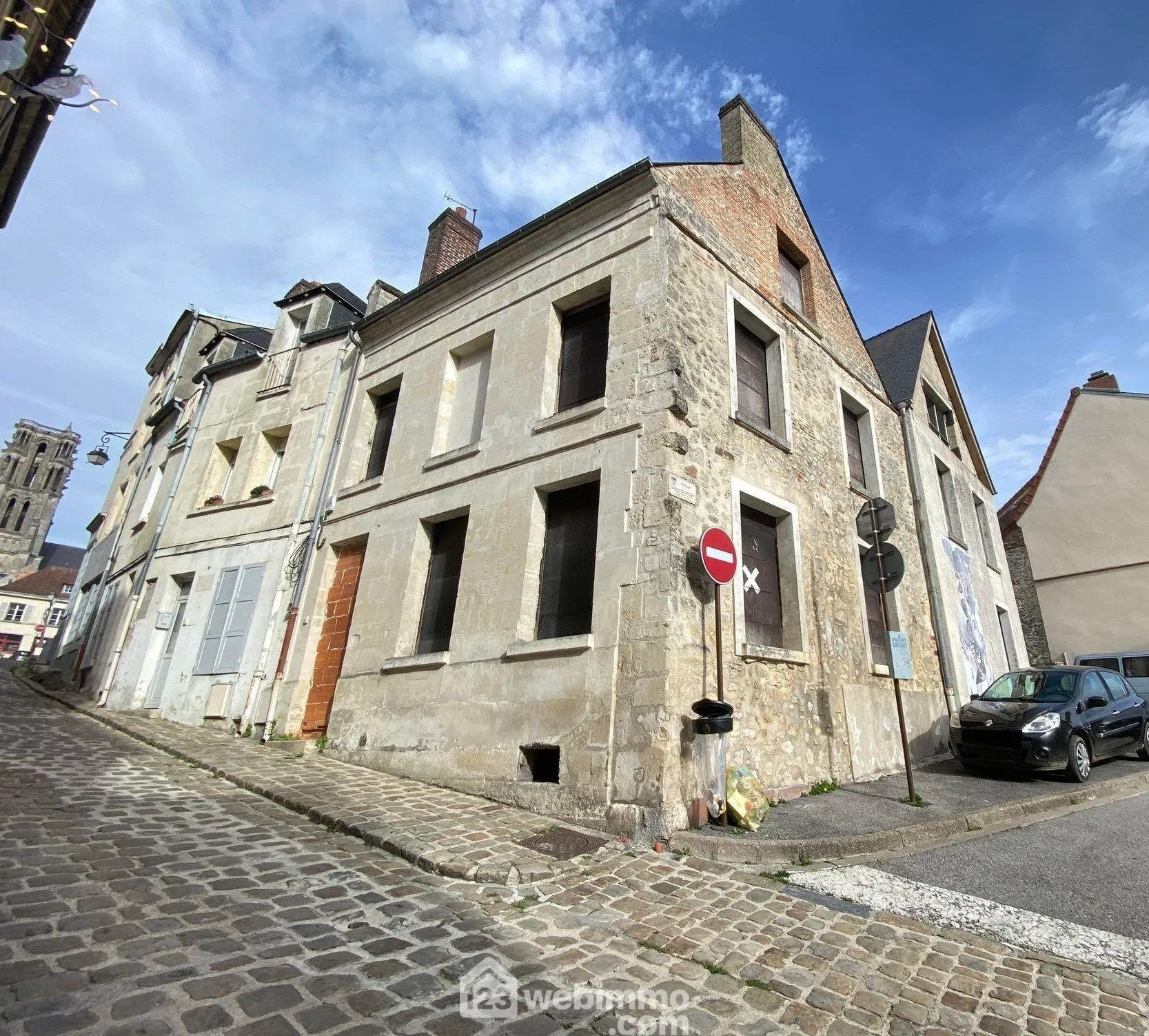 Ensemble immobilier de 273 m² à Laon avec Vue Imprenable 
