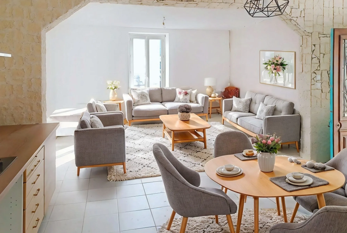 Charmante maison de 78 m² à Vabre avec garage et terrain, à rénover dans un cadre naturel 