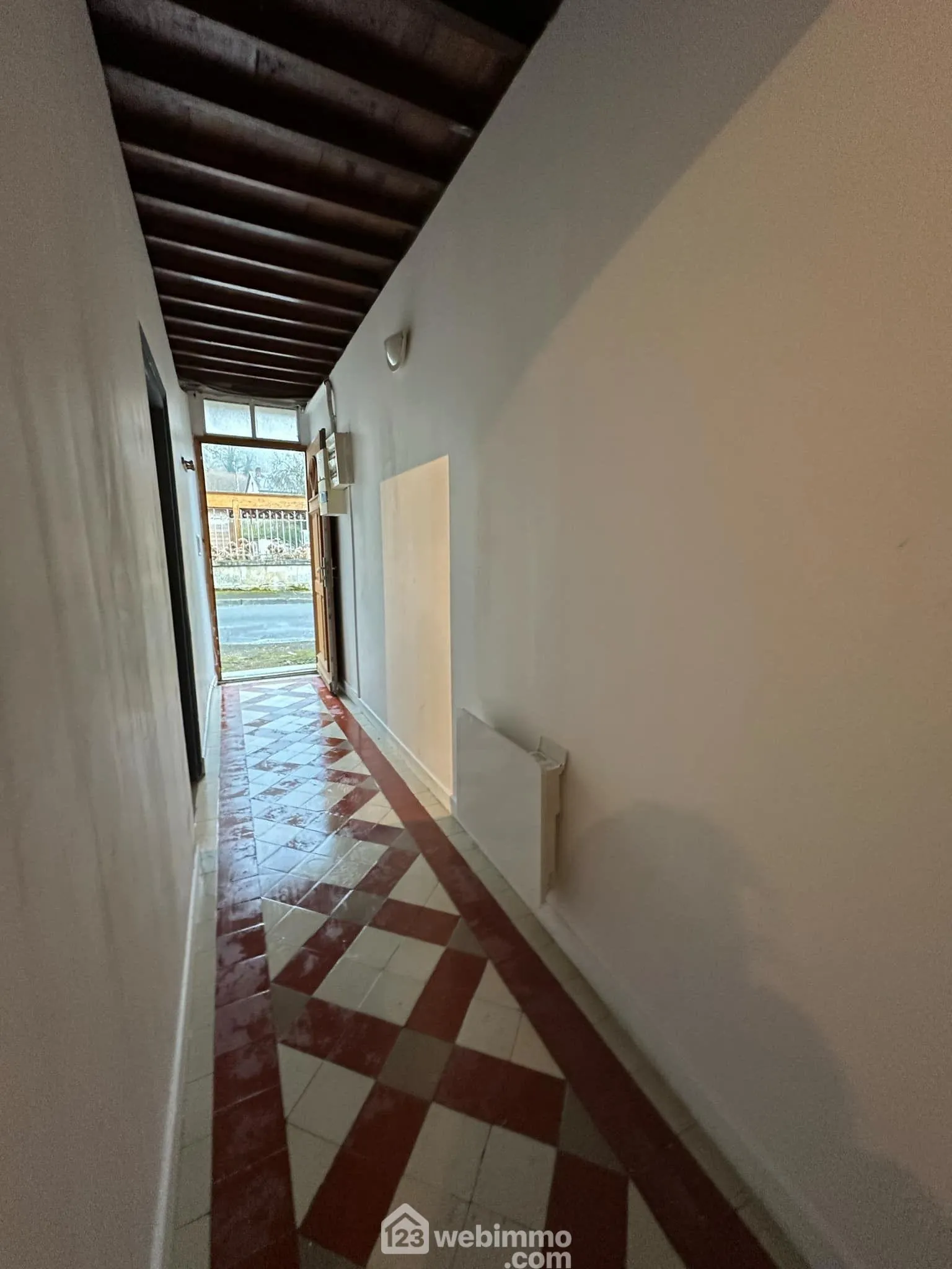 Maison de ville de 72 m² à Festieux avec location locative investisseur potentiel 