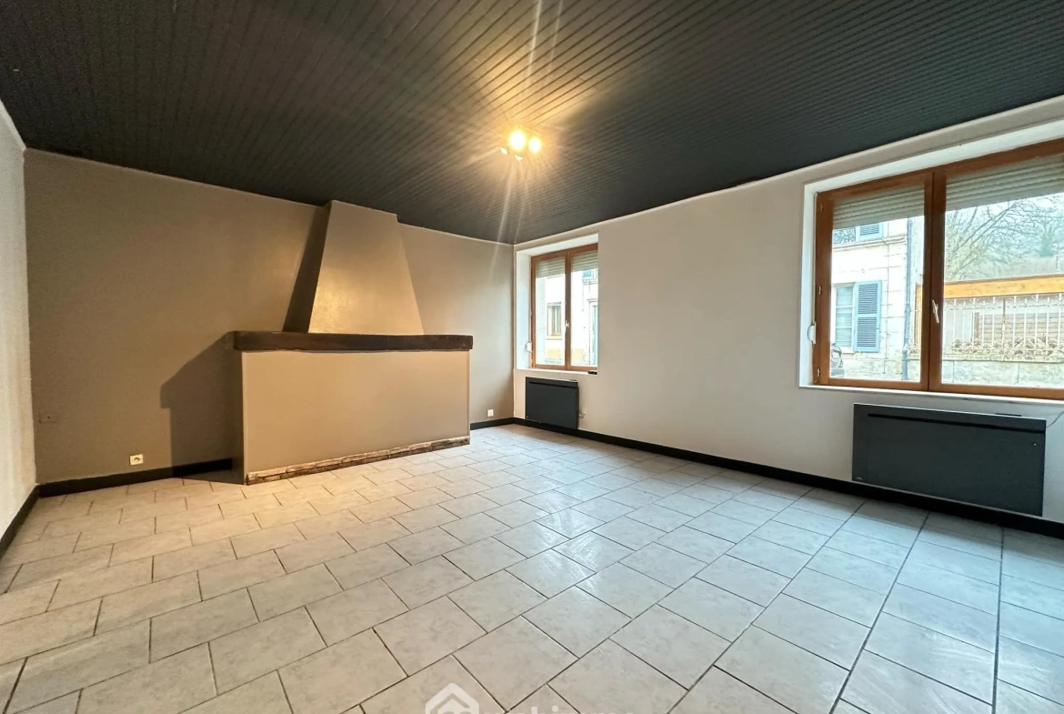Maison de ville de 72 m² à Festieux avec location locative investisseur potentiel 