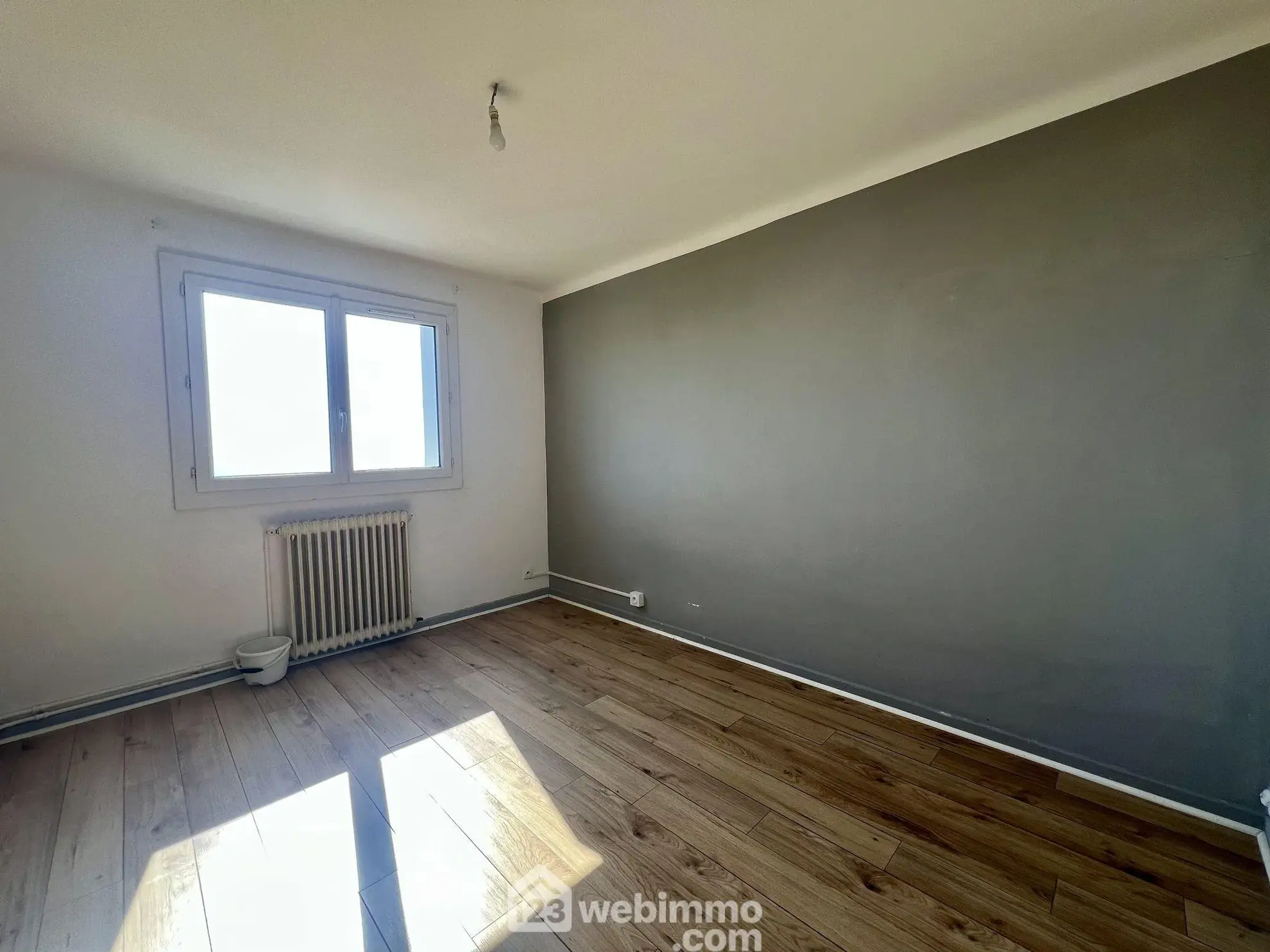 Appartement T3 de 61 m² avec vue mer à Bastia - Dernier étage avec ascenseur 