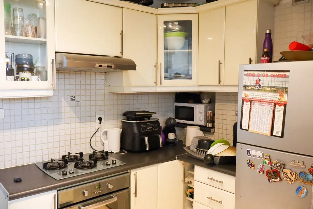 Investissez dans un appartement T4 lumineux à Marseille, rentabilité 10% dans le 14ème arrondissement 
