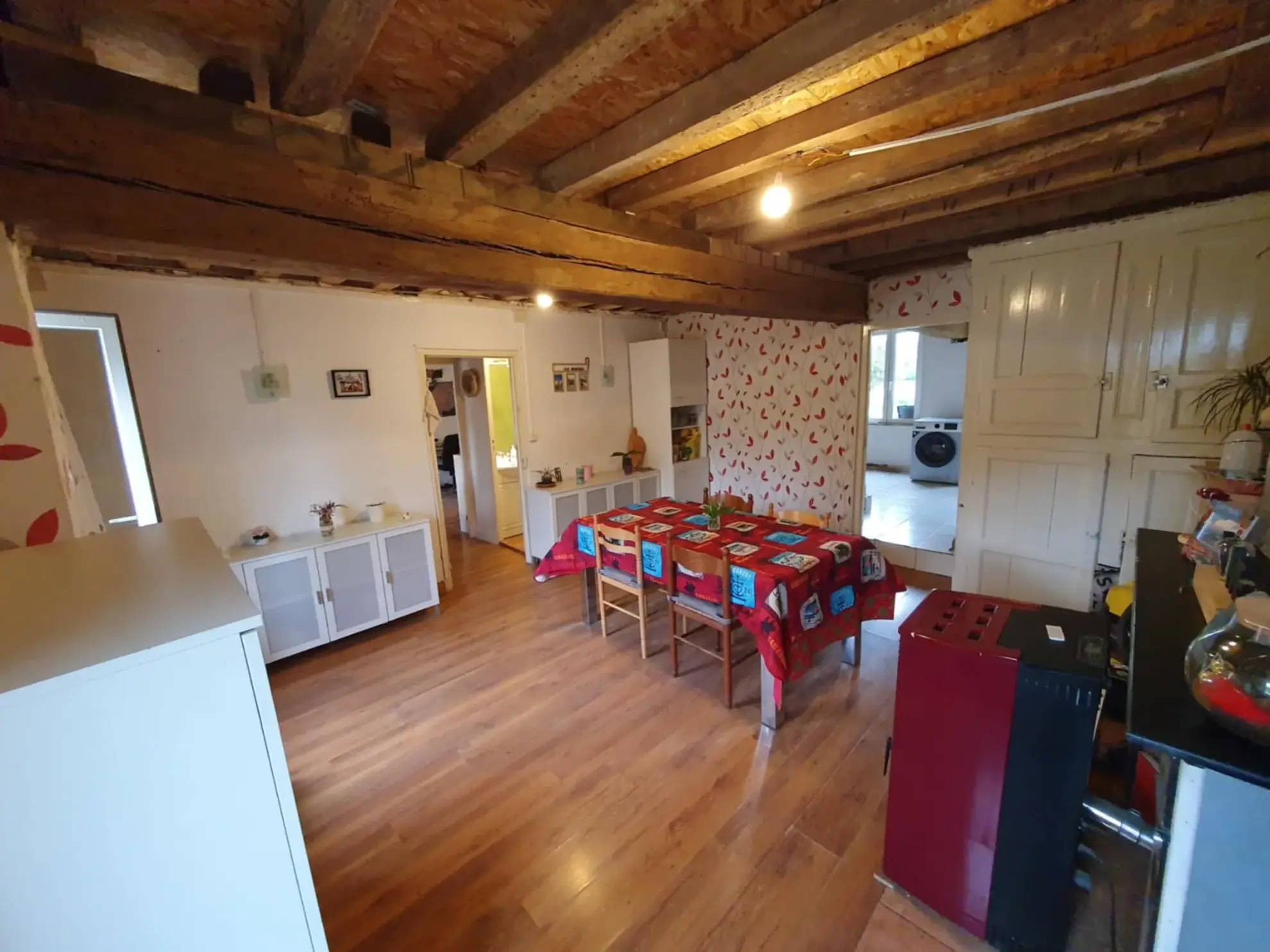 Maison à vendre à Fraillicourt avec potentiel d'aménagement et grand terrain 