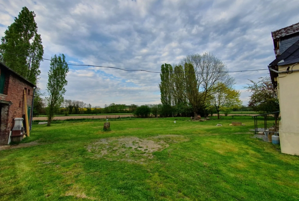 Maison à vendre à Fraillicourt avec potentiel d'aménagement et grand terrain 