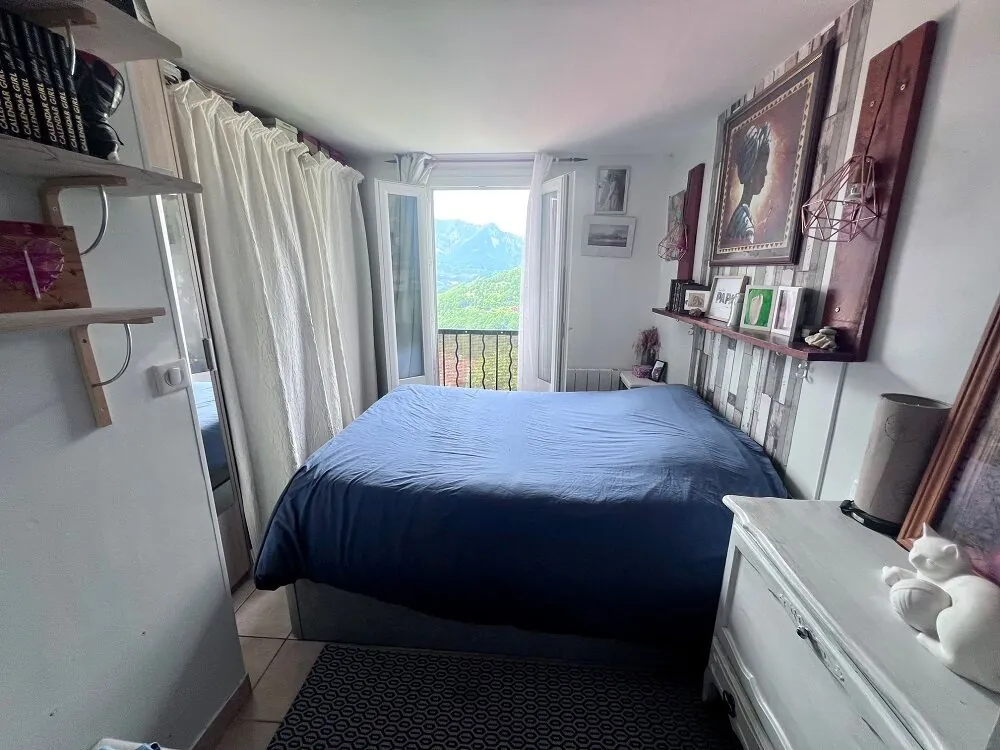 Charmante maison de village 4 pièces avec vue montagne à La Bollène-Vésubie 