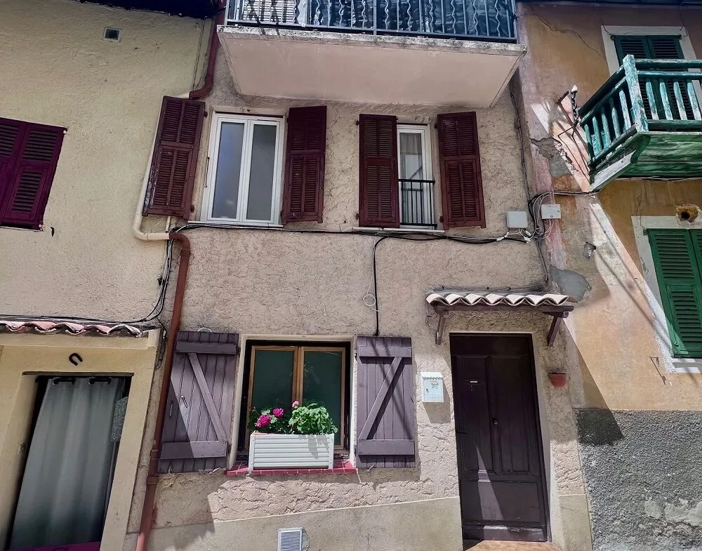 Charmante maison de village 4 pièces avec vue montagne à La Bollène-Vésubie 
