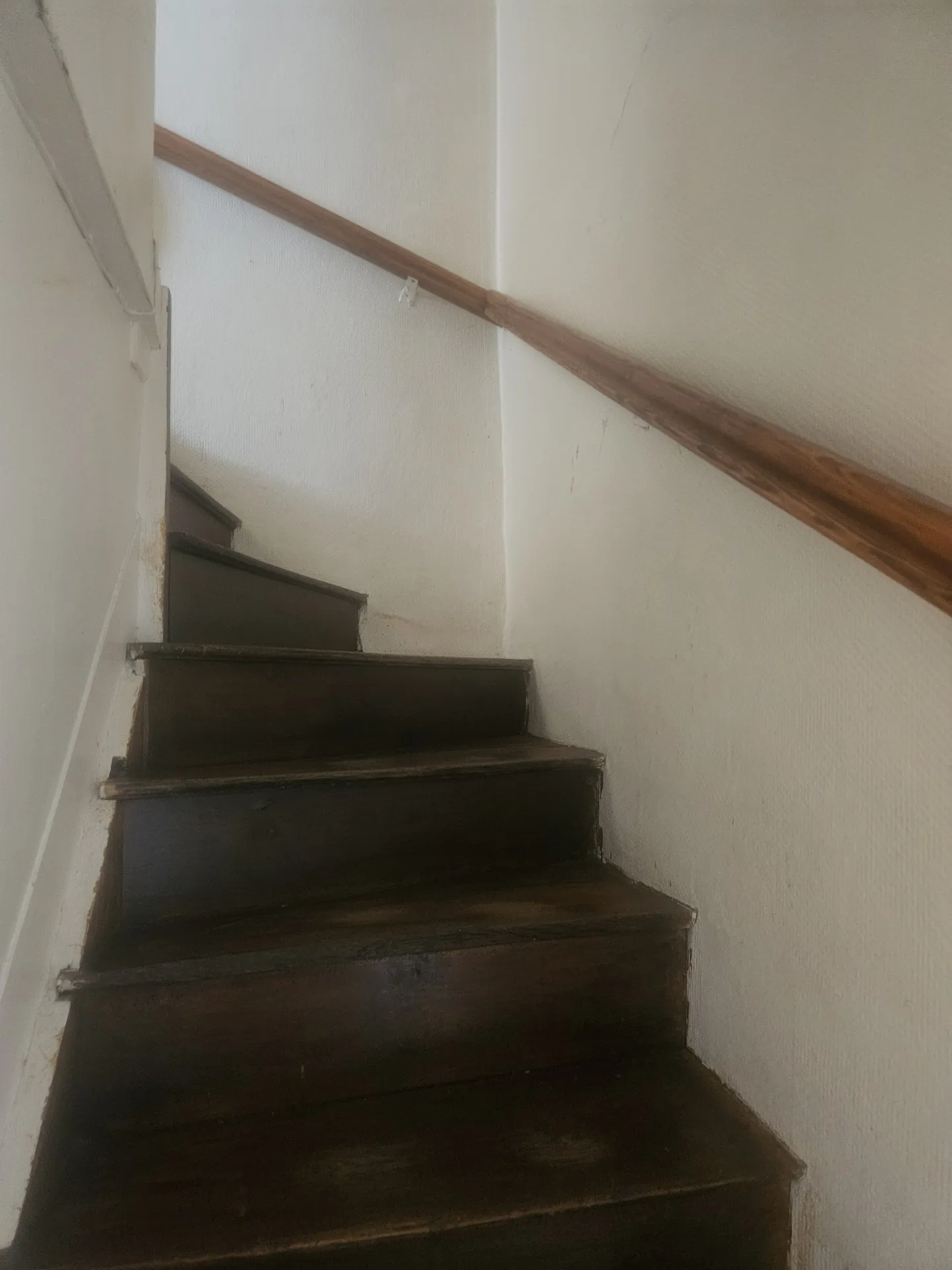 Maison F2 de 25 m² à Bourbonne-les-Bains à rénover – Opportunité d'investissement 