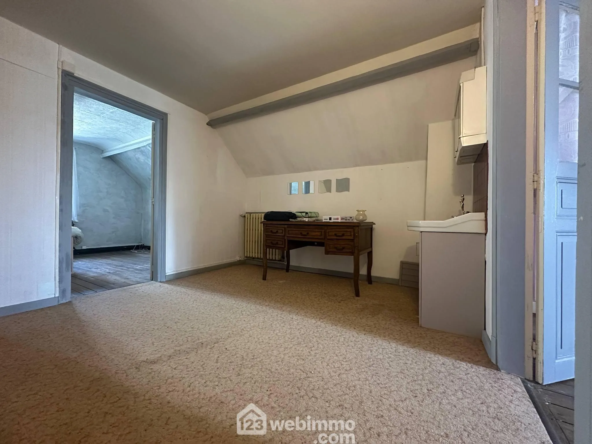 Maison spacieuse de 137 m² à Danizy avec véranda et garage 