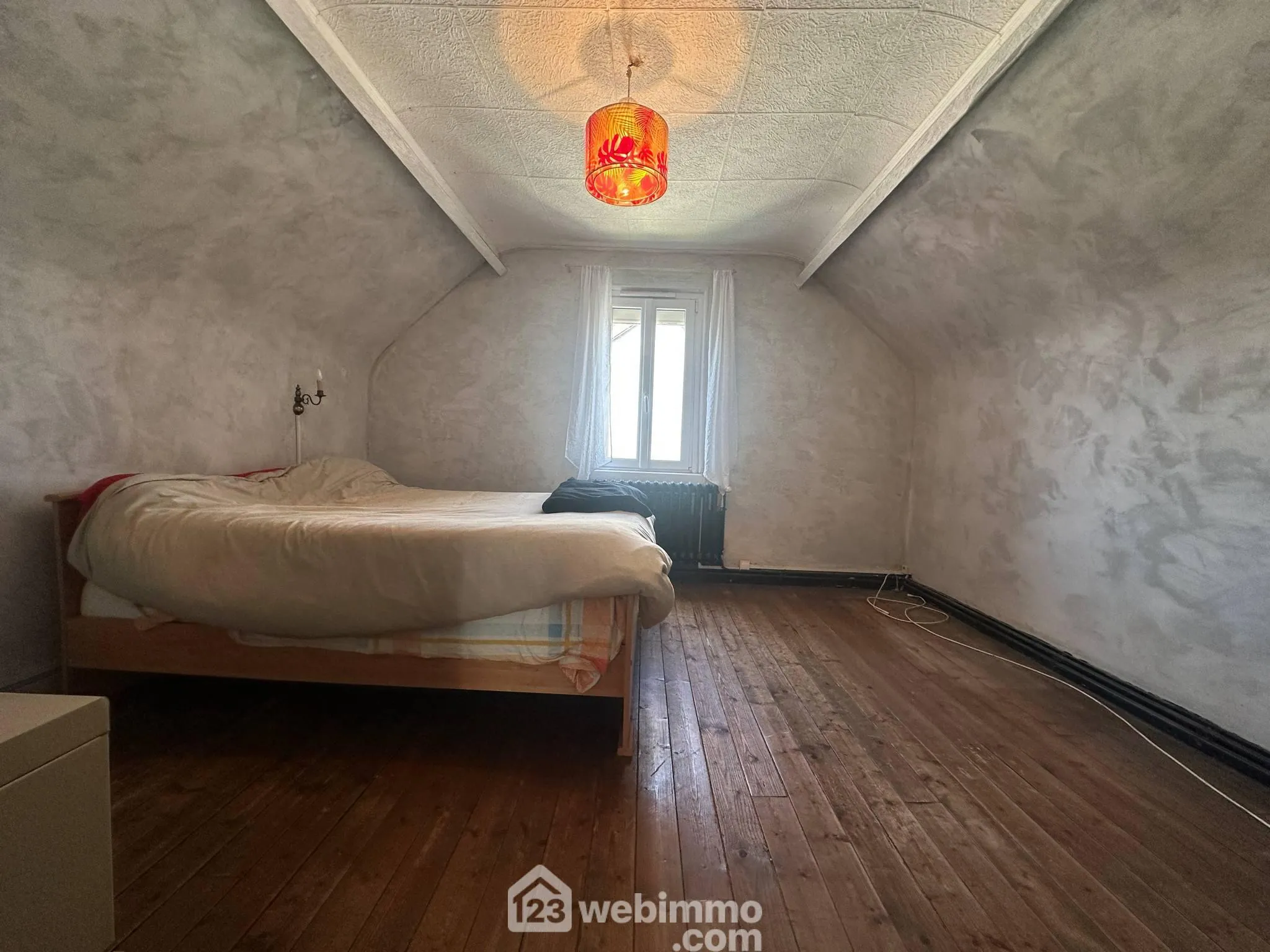 Maison spacieuse de 137 m² à Danizy avec véranda et garage 
