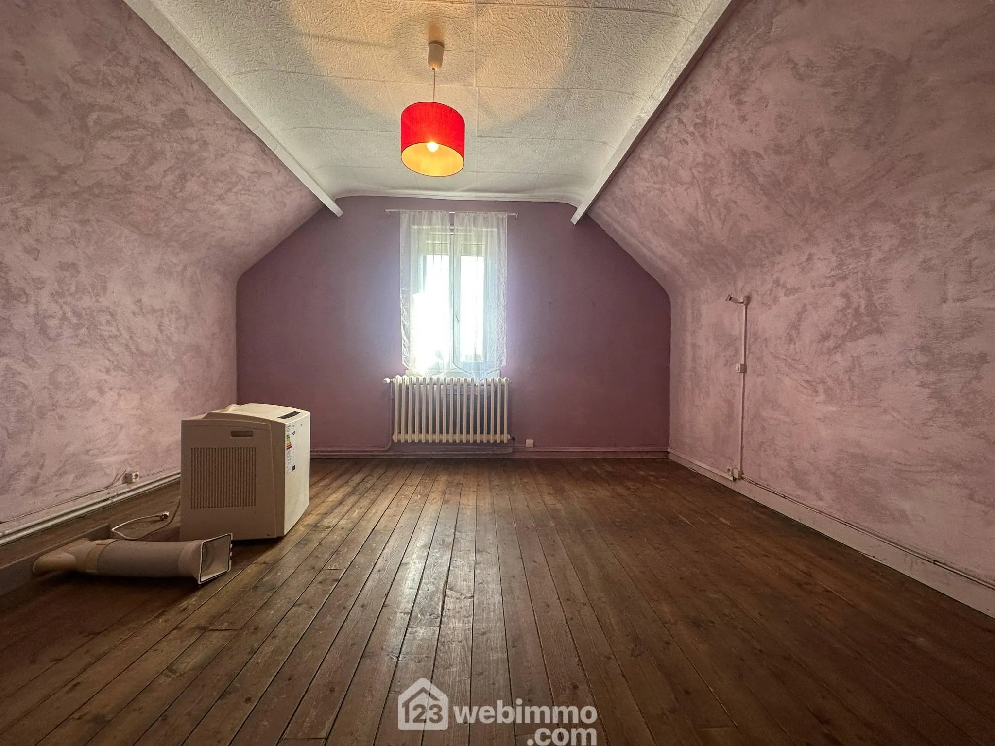 Maison spacieuse de 137 m² à Danizy avec véranda et garage 
