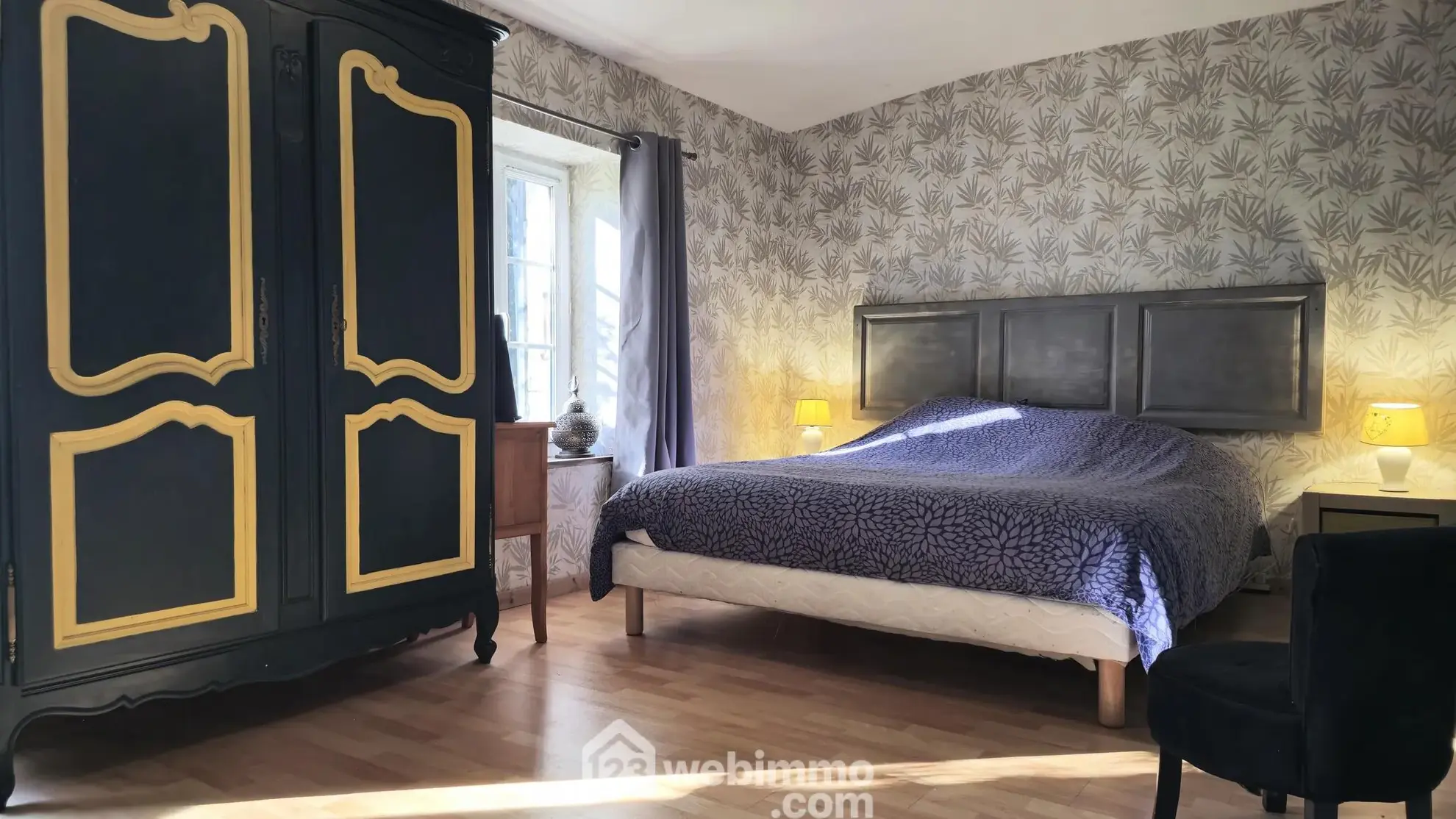 Longère spacieuse avec gîte et piscine à La Brousse - 244 m² 