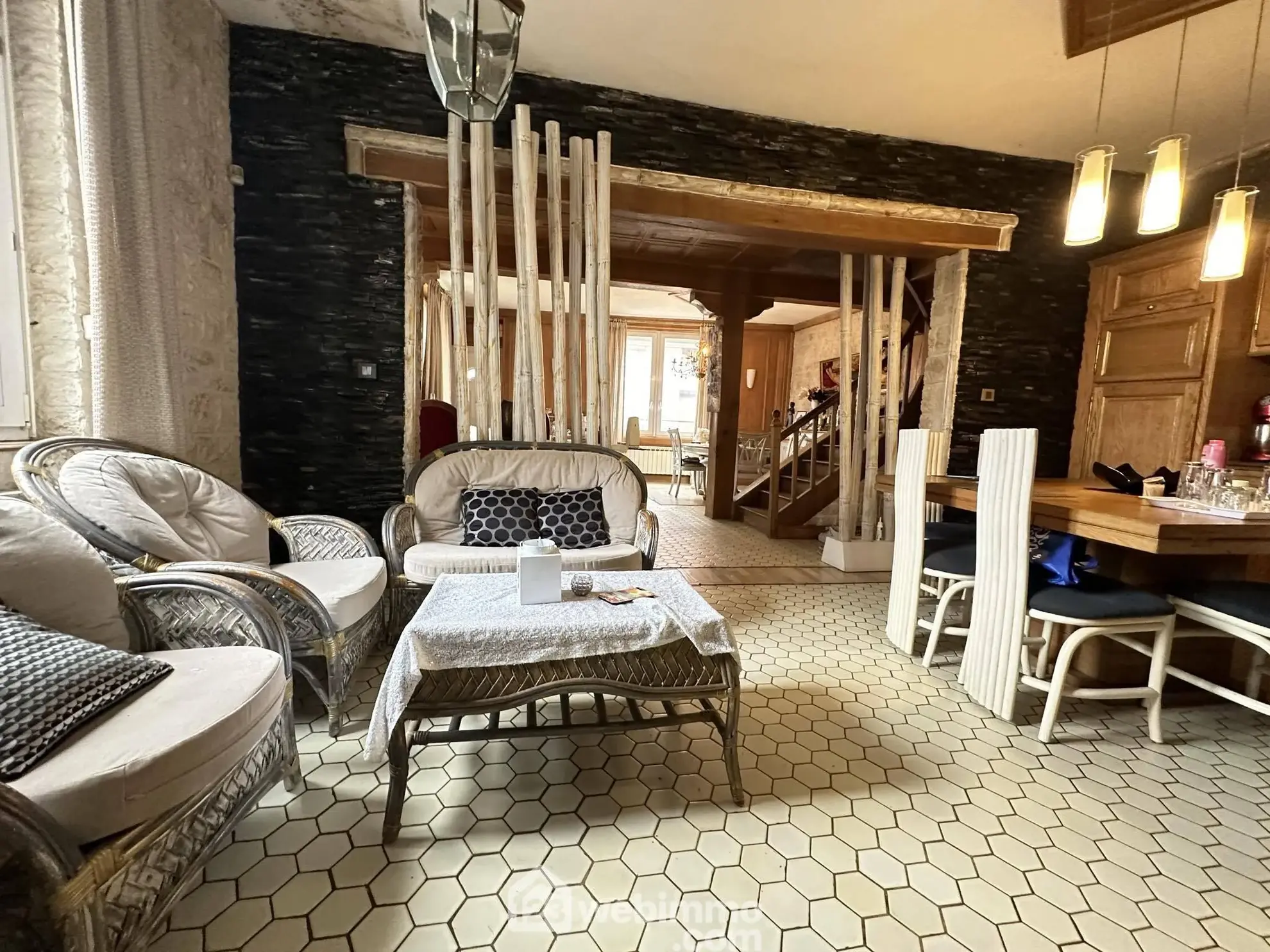 Charmante maison de 196 m² à vendre à Crécy-sur-Serre, proximité de services et loisirs 