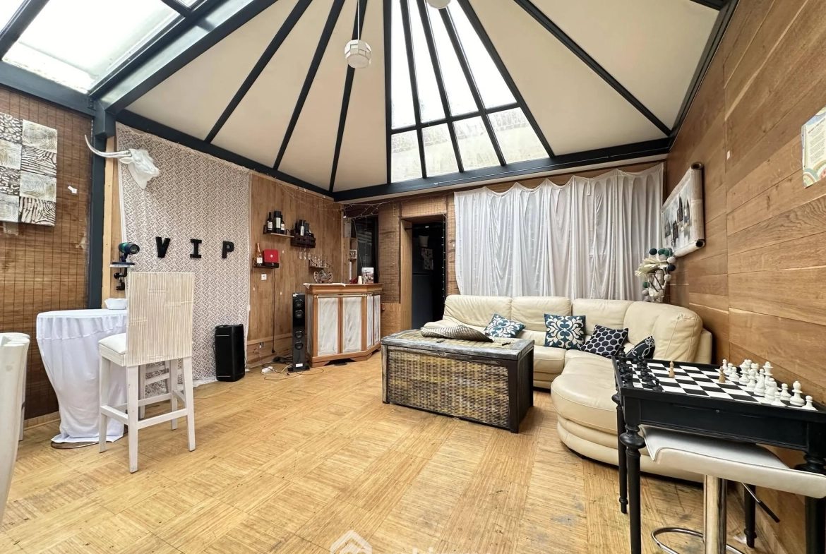 Charmante maison de 196 m² à vendre à Crécy-sur-Serre, proximité de services et loisirs 