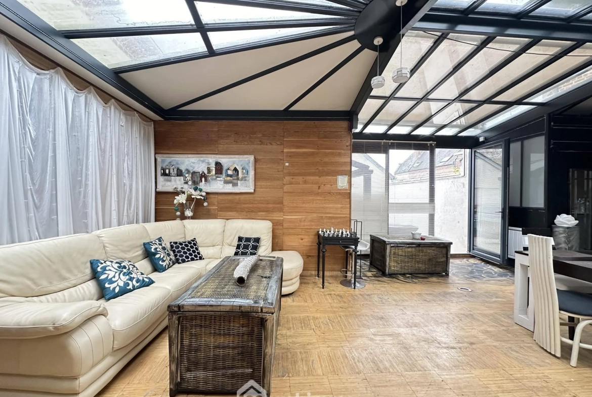 Charmante maison de 196 m² à vendre à Crécy-sur-Serre, proximité de services et loisirs 