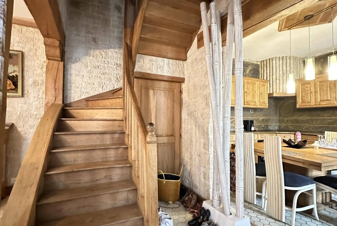 Charmante maison de 196 m² à vendre à Crécy-sur-Serre, proximité de services et loisirs 