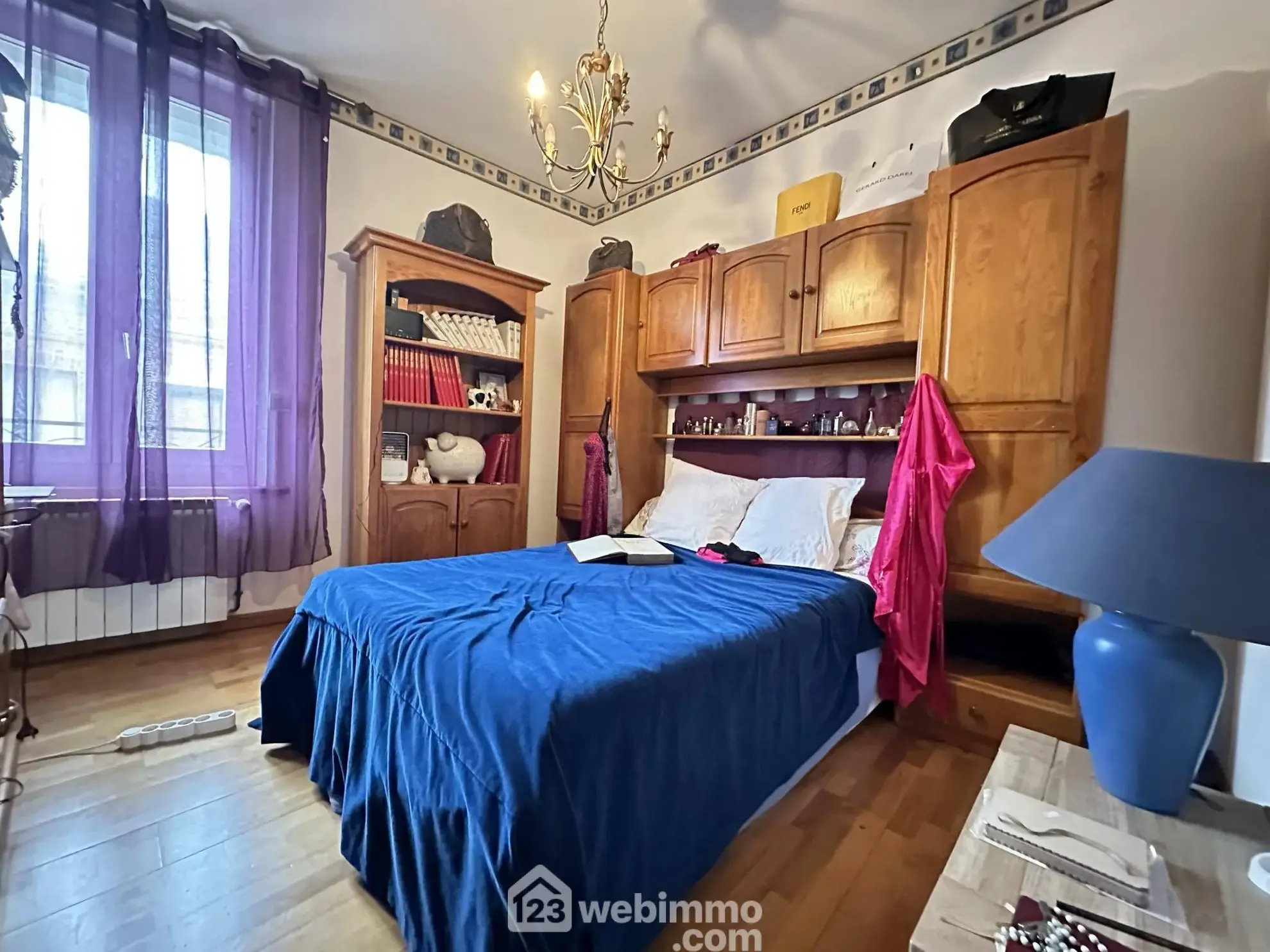 Charmante maison de 196 m² à vendre à Crécy-sur-Serre, proximité de services et loisirs 