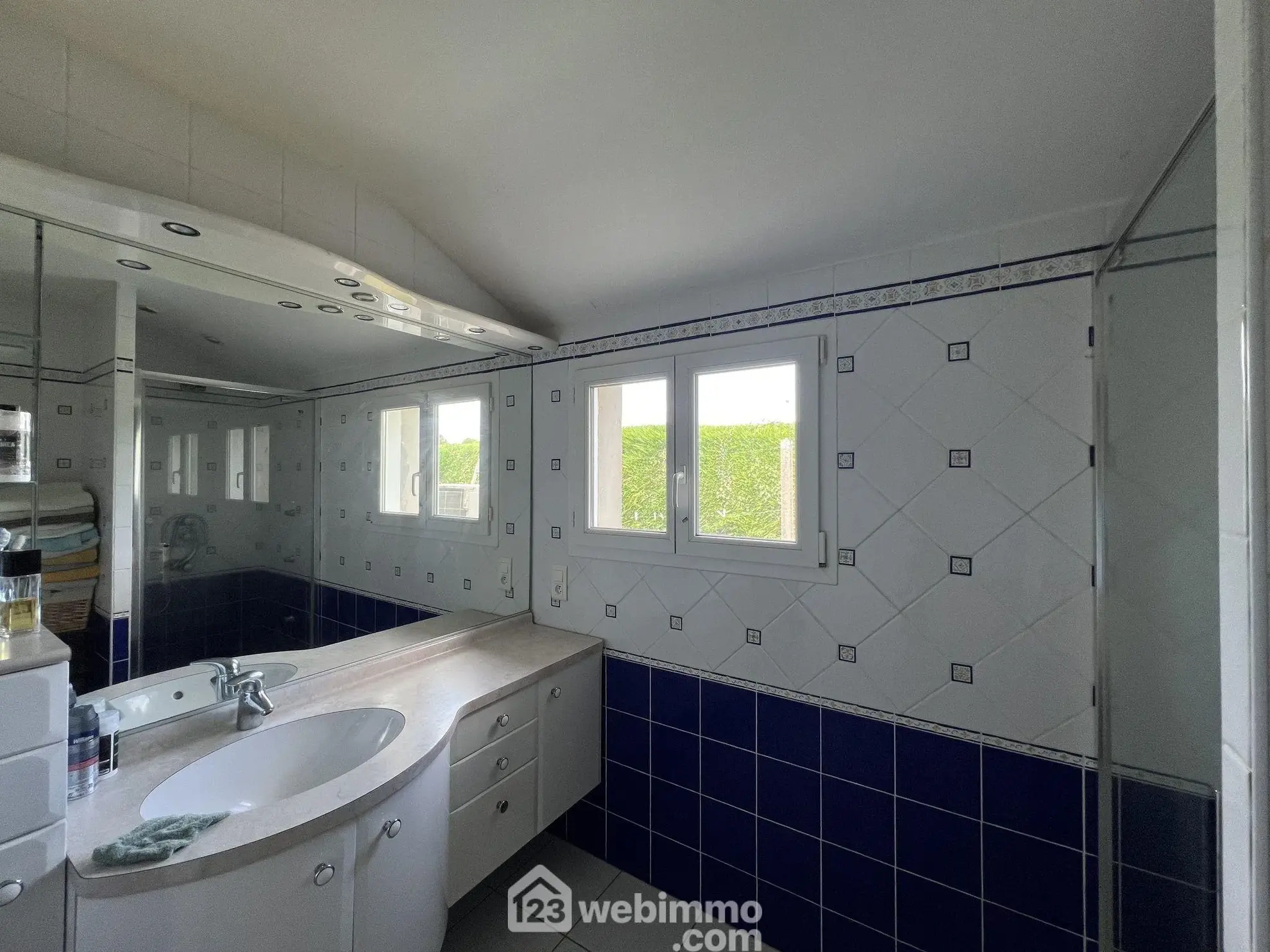 Maison en pierre à rénover avec potentiel à Ploumilliau 155m² 