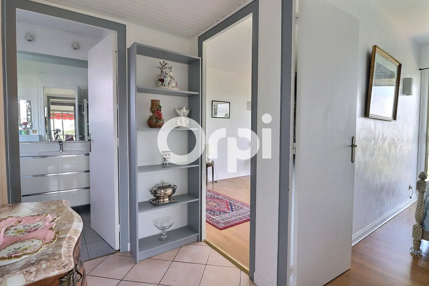 Appartement T3 à vendre à Pau avec vue sur Pyrénées, garage et cave 