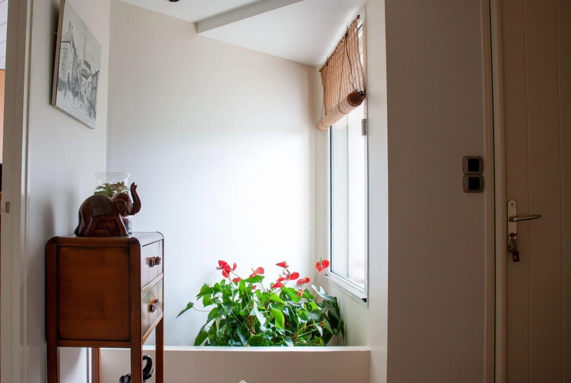 Maison spacieuse de 206 m² à Sèvremont – Quartier calme et proche des attractions 