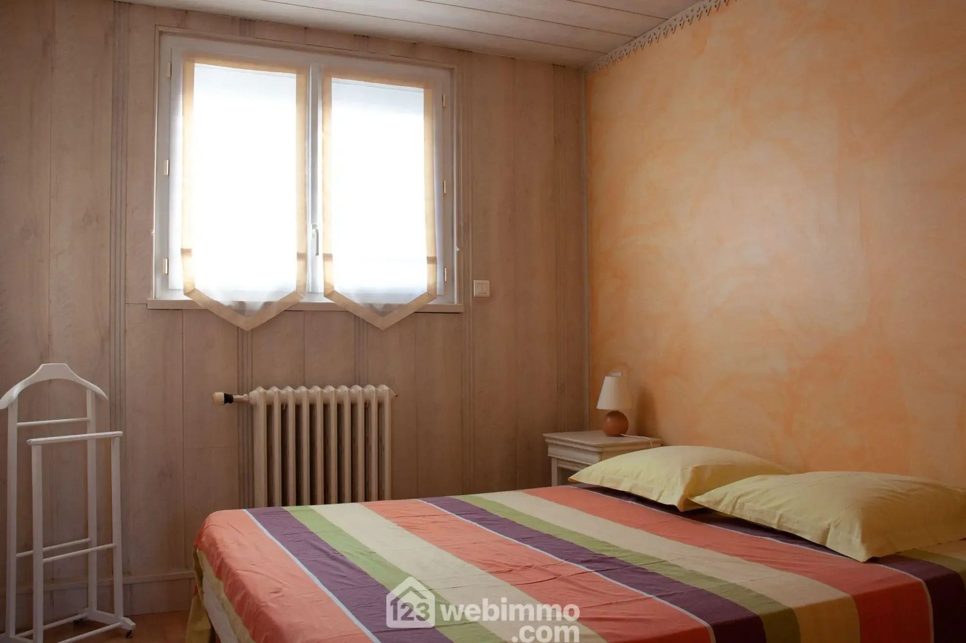 Maison spacieuse de 206 m² à Sèvremont – Quartier calme et proche des attractions 