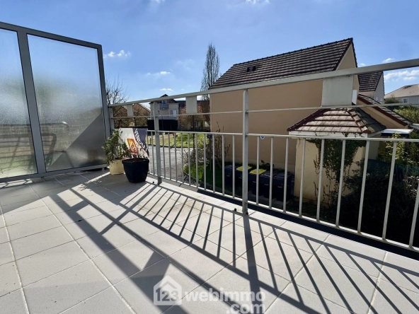 Charmant duplex de 62 m² avec terrasse et parking proche Val d'Europe