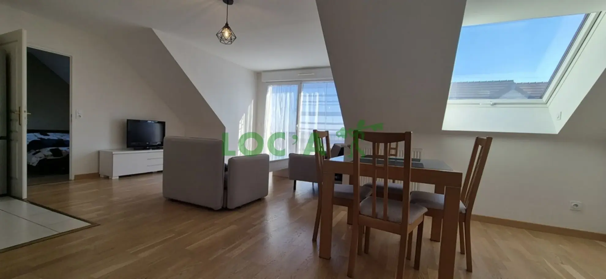 Spacieux appartement F2 de 41 m² à Perrigny-lès-Dijon, résidence récente avec balcon 
