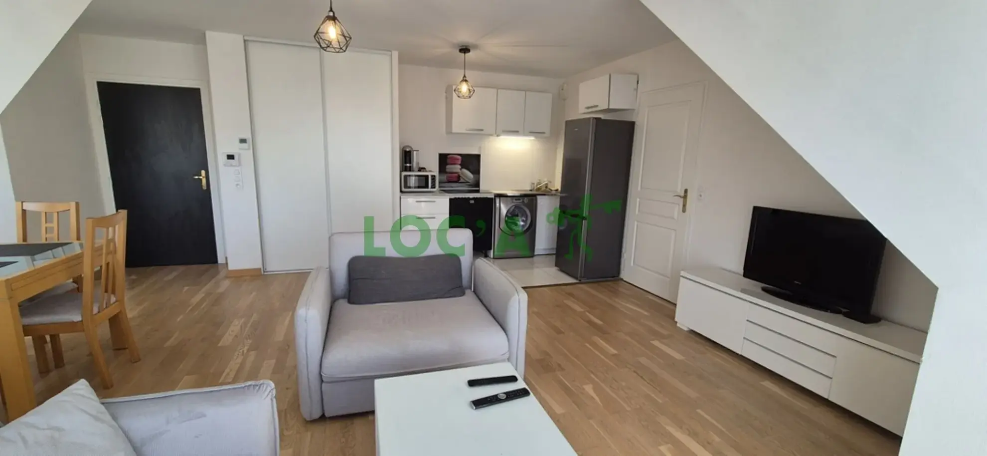 Spacieux appartement F2 de 41 m² à Perrigny-lès-Dijon, résidence récente avec balcon 