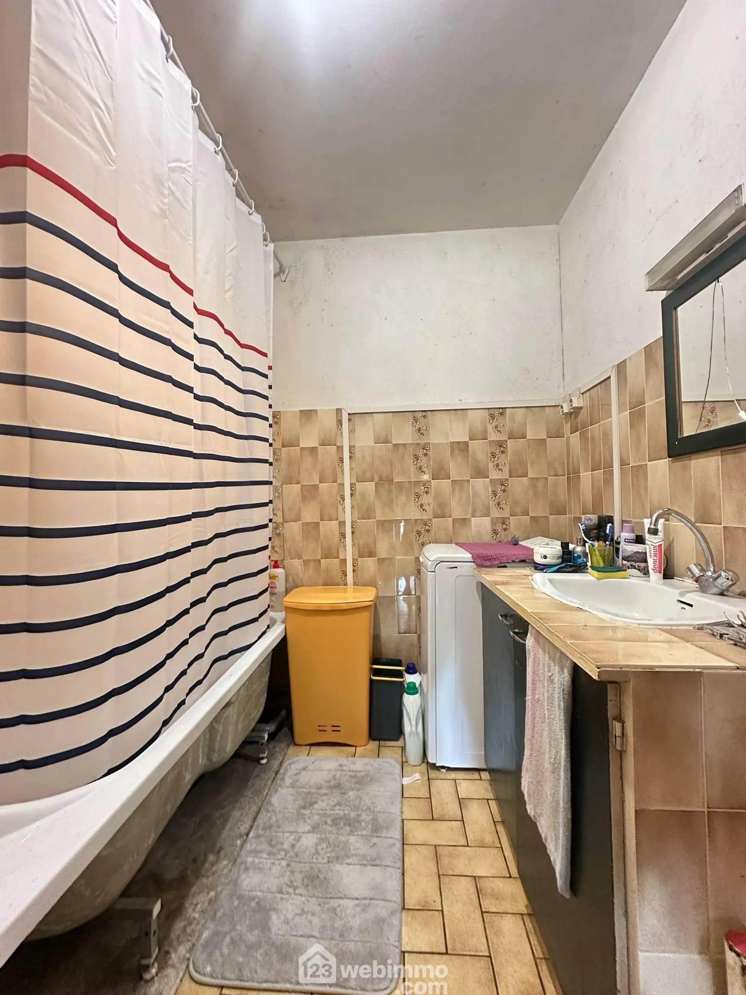 Maison à vendre de 84 m² à Martigny-Courpierre, rénovation possible 
