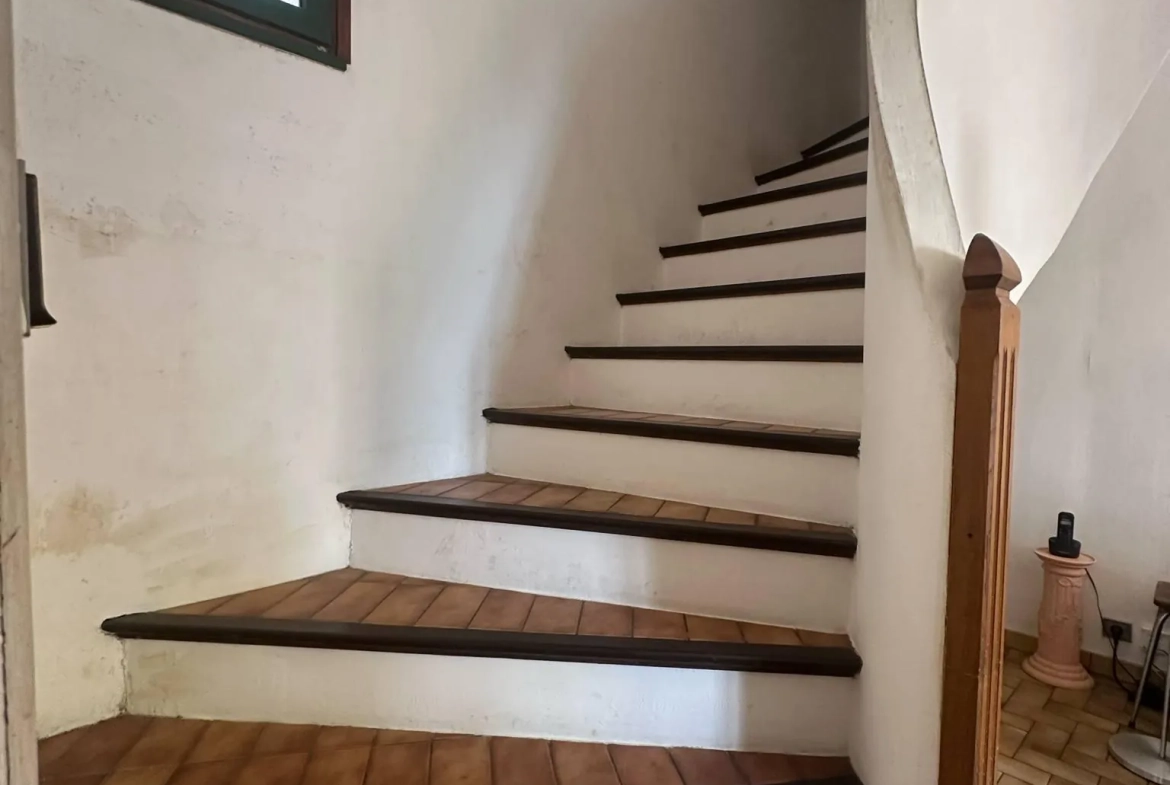 Maison à vendre de 84 m² à Martigny-Courpierre, rénovation possible 
