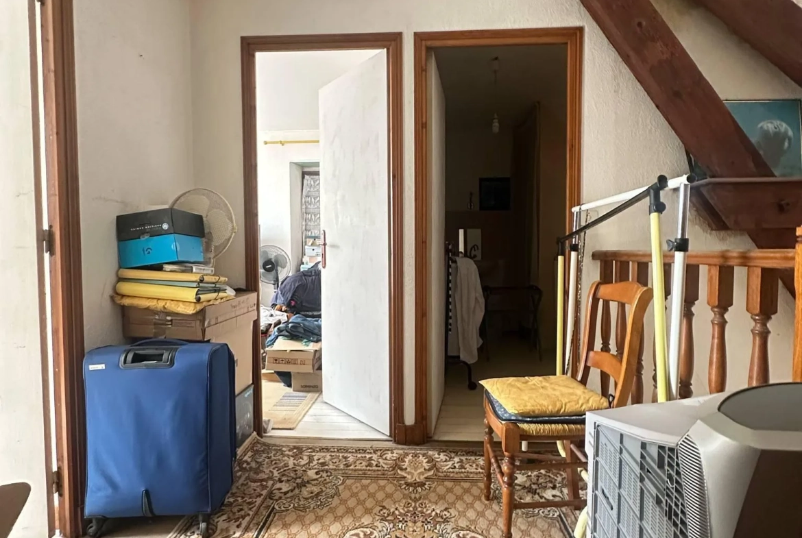 Maison à vendre de 84 m² à Martigny-Courpierre, rénovation possible 