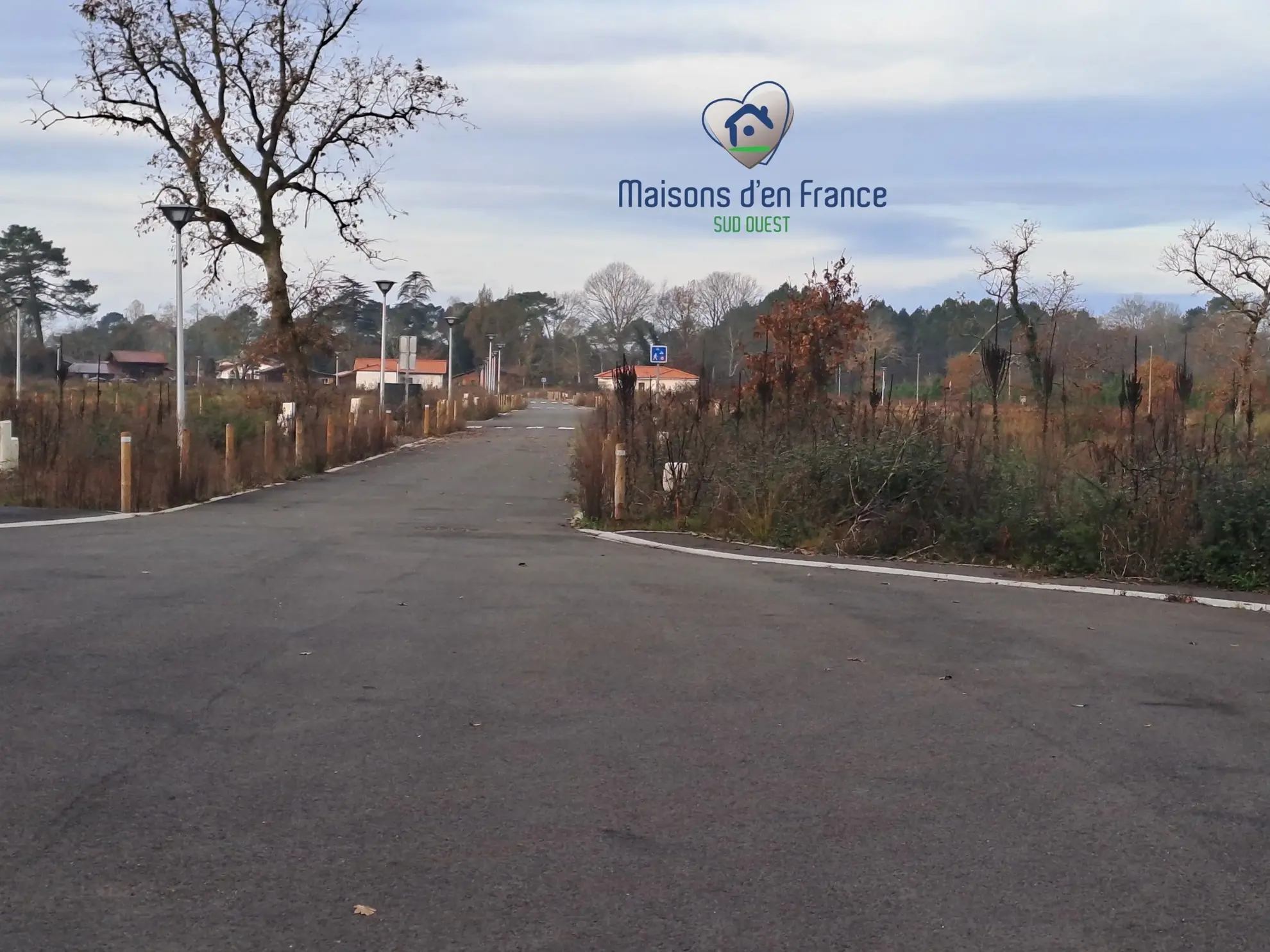 Terrain de 490 m² à Ychoux, Viabilisé et idéal pour votre construction 