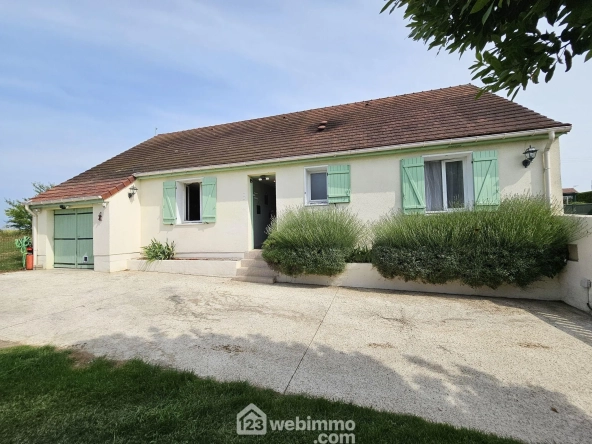 Maison de plain-pied à vendre à La Grande Paroisse, 100 m² avec jardin et proximité écoles