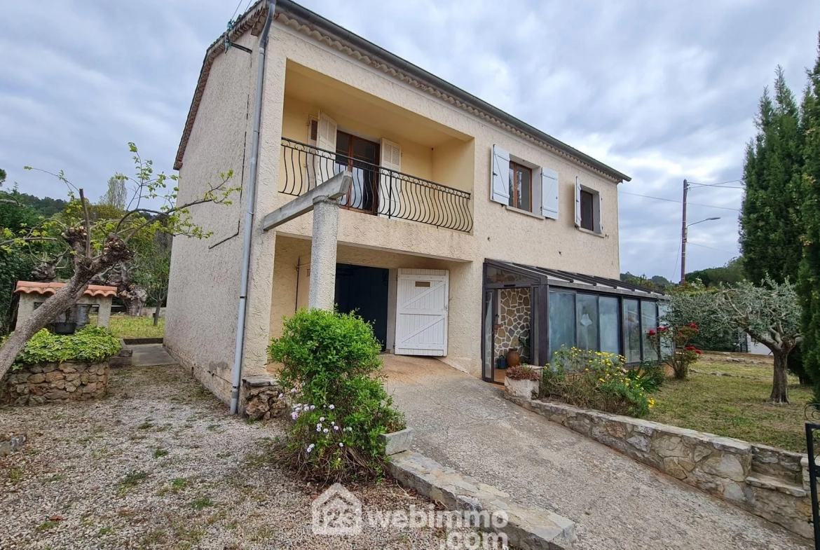 Maison individuelle de 163m² à Pignans, secteur calme et proche commodités 