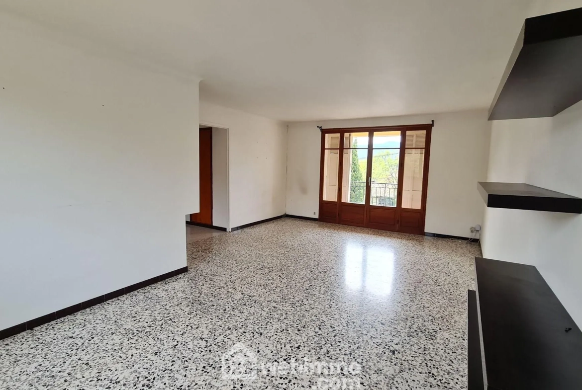 Maison individuelle de 163m² à Pignans, secteur calme et proche commodités 