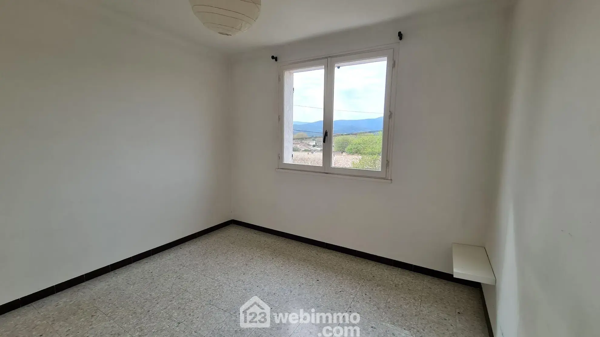 Maison individuelle de 163m² à Pignans, secteur calme et proche commodités 