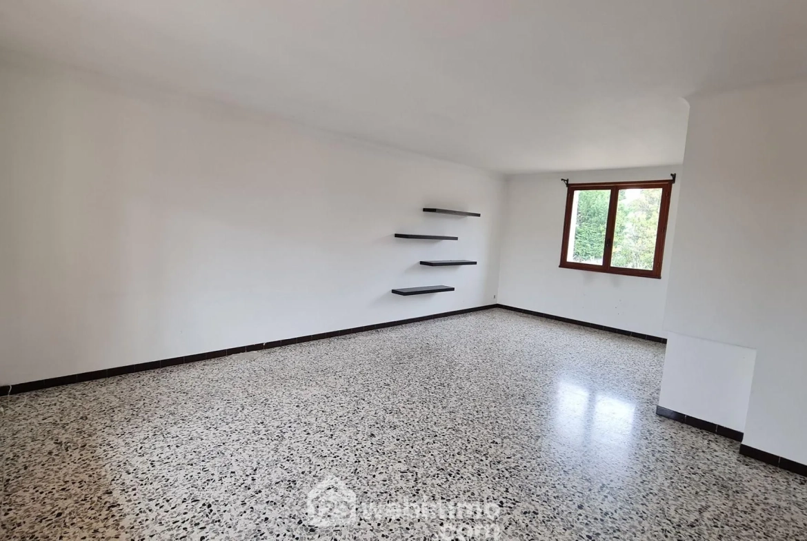 Maison individuelle de 163m² à Pignans, secteur calme et proche commodités 