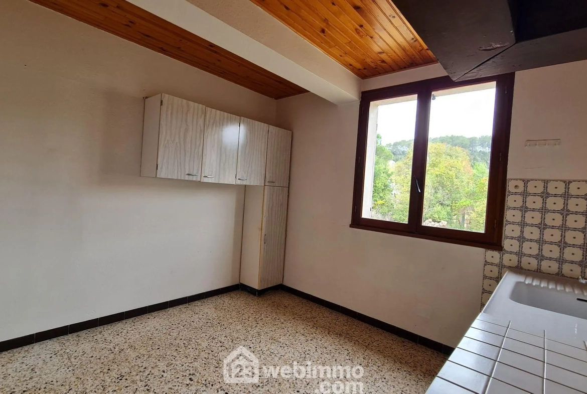 Maison individuelle de 163m² à Pignans, secteur calme et proche commodités 