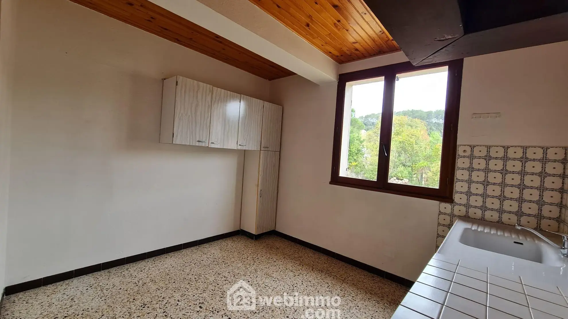 Maison individuelle de 163m² à Pignans, secteur calme et proche commodités 