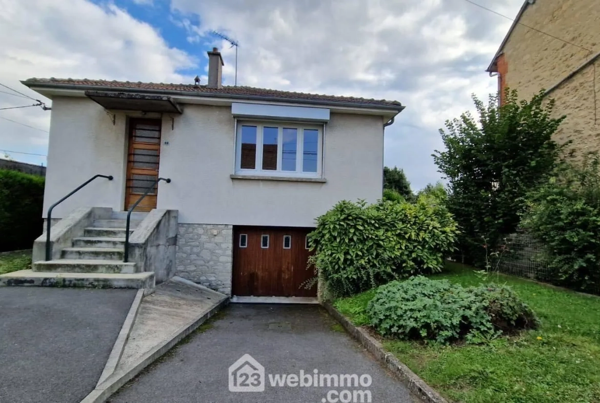 Maison de plain-pied avec sous-sol à Laon - 2 chambres, garage et atelier 