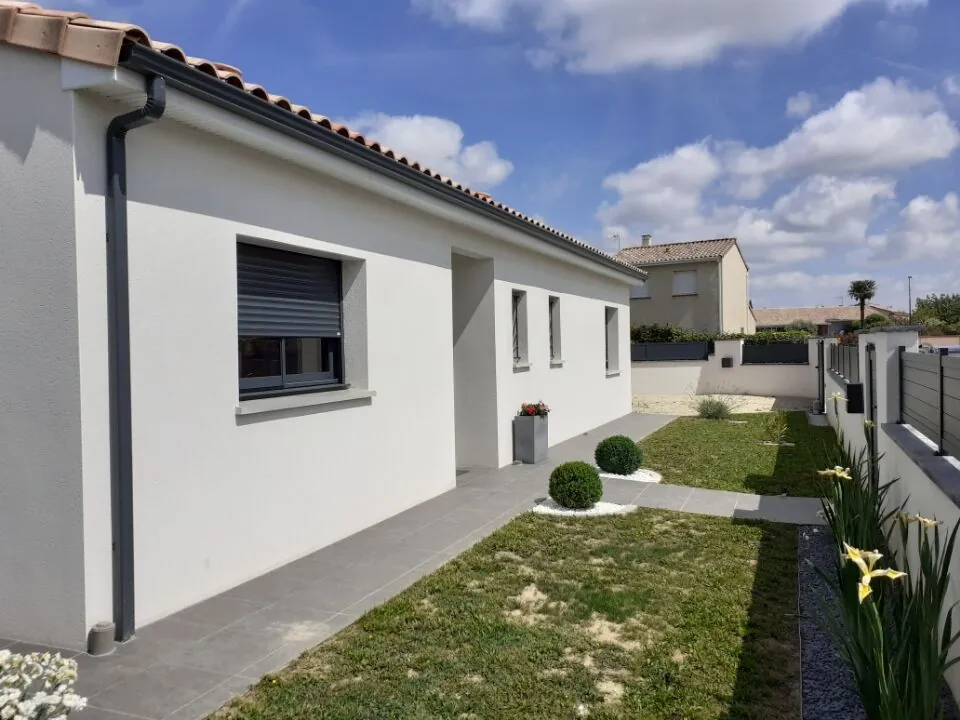 Maison neuve T4 à Buzet-sur-Tarn avec garage, 3 chambres et proximité des commodités 