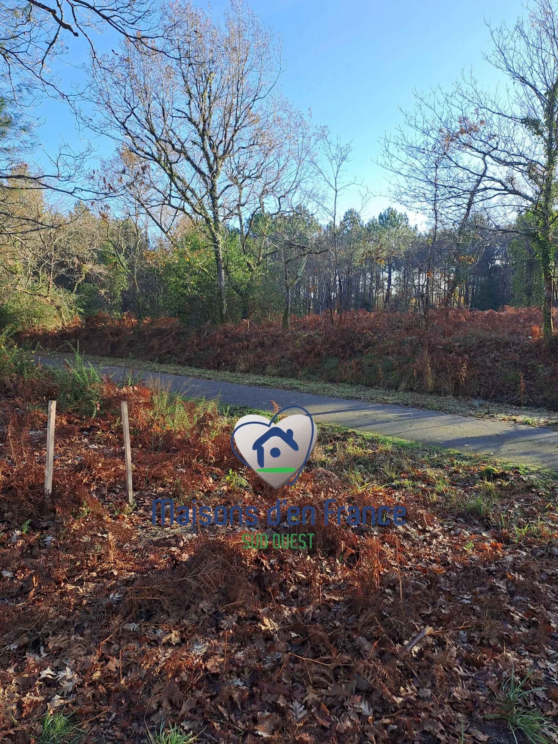 Terrain de 480 m² viabilisé à Mimizan pour votre projet immobilier 