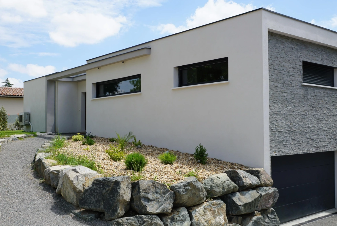 Lotissement de parcelles à Saint-Victor-sur-Loire avec vues dégagées et maison sur-mesure 