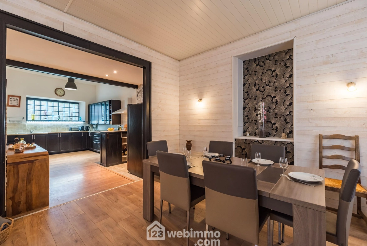 Maison de village de 155 m² à Plouaret avec cour et dépendances 