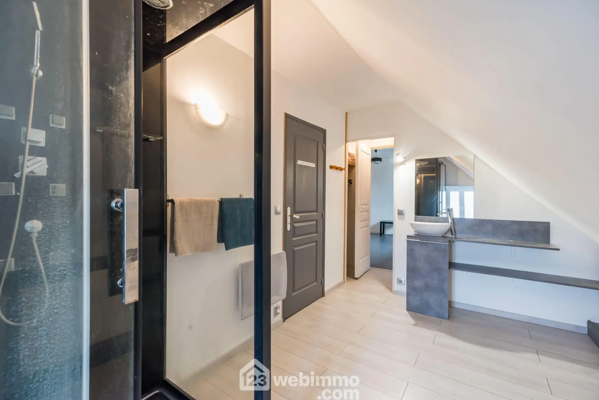 Maison de village de 155 m² à Plouaret avec cour et dépendances 