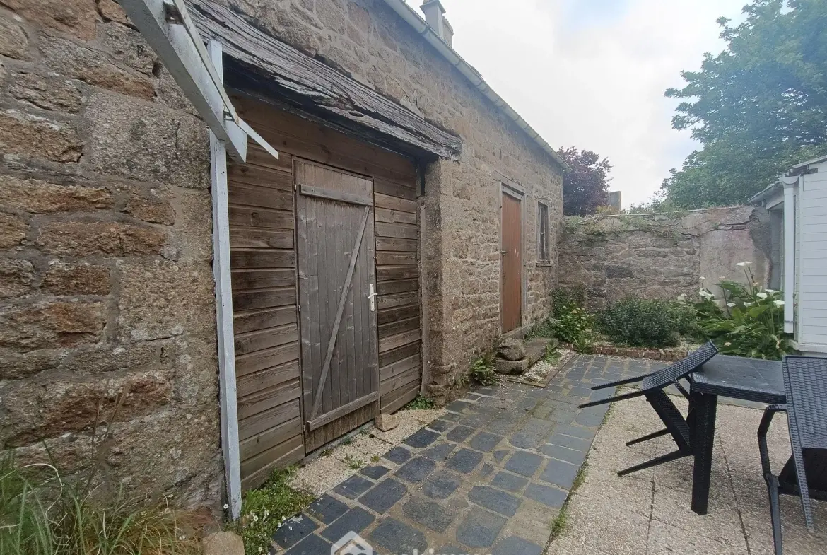 Maison de village de 155 m² à Plouaret avec cour et dépendances 