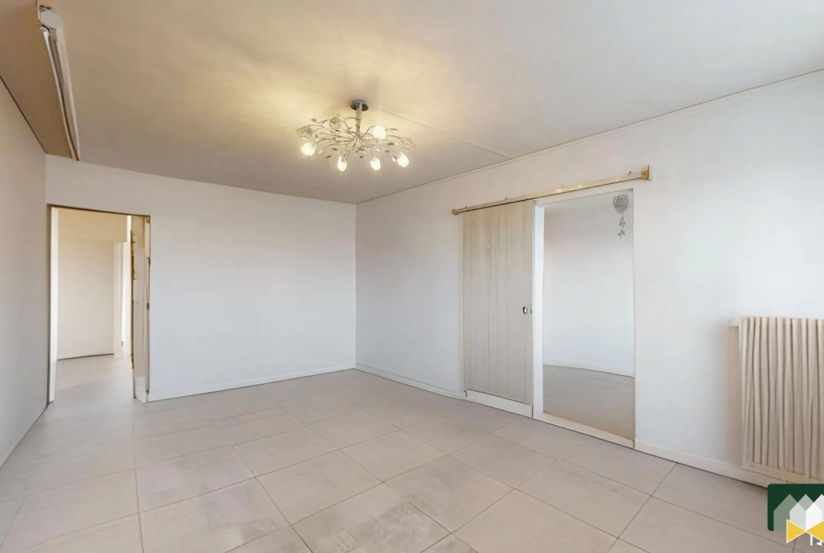 Appartement T4 à Mainvilliers proche gare et commerces avec garage 