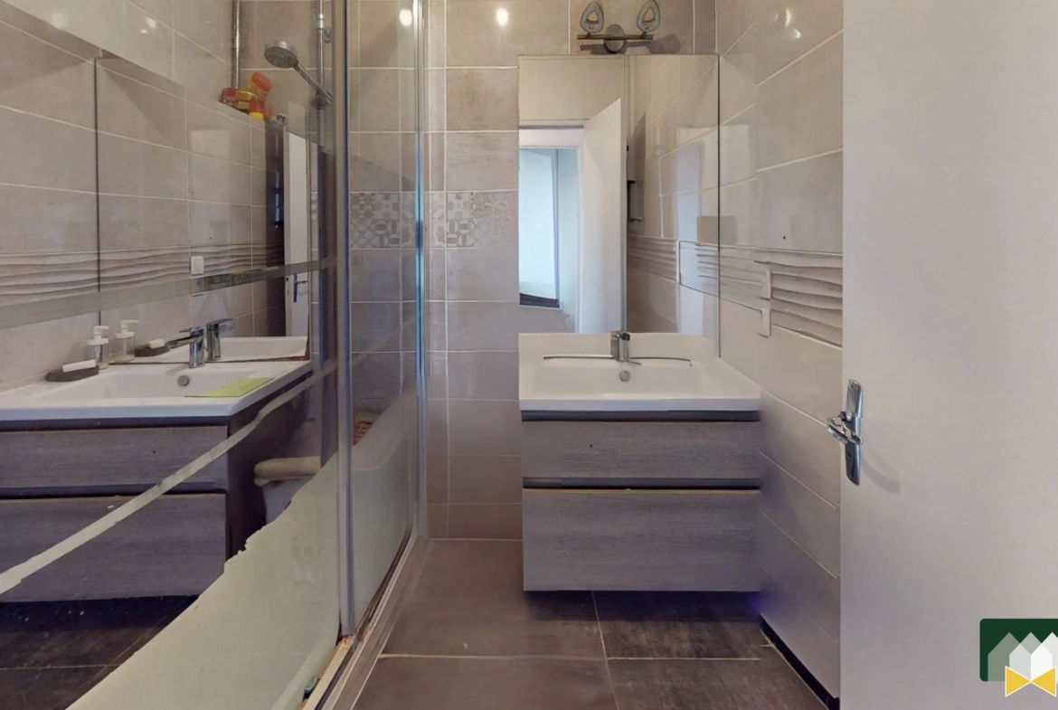 Appartement T4 à Mainvilliers proche gare et commerces avec garage 
