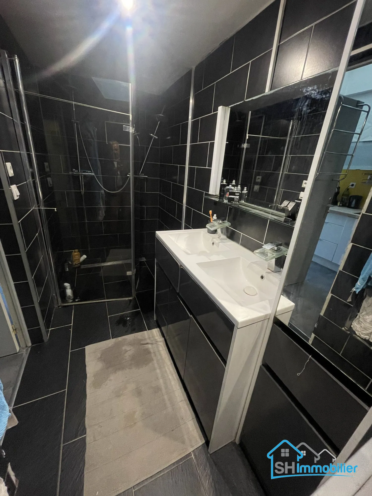 Belle maison mitoyenne de 90 m² à Roubaix avec jardin et 4 chambres 